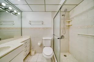 9440 W Flagler St, Miami, FL 33174 - Photo 16