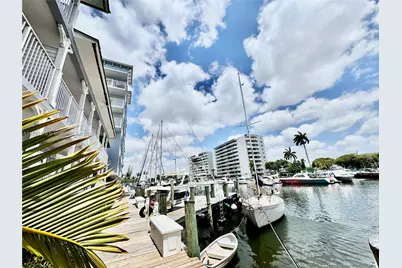 2415 NW 16 St Rd #101, Miami, FL 33125 - Photo 6