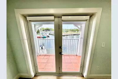 2415 NW 16 St Rd #101, Miami, FL 33125 - Photo 22