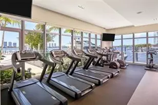 17301 Biscayne Blvd, North Miami Beach, FL 33160 - Photo 30