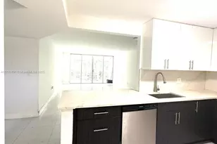 1401 NE 191st St, Miami, FL 33179 - Photo 2