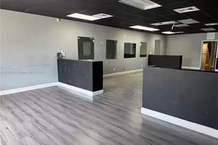 302 SW Tulip Blvd, Port Saint Lucie, FL 34953 - Photo 1