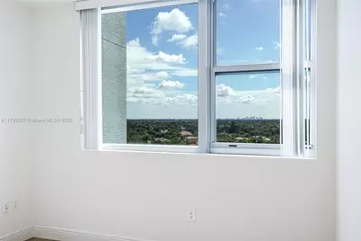 2641 N Flamingo Rd #1205N, Sunrise, FL 33323 - Photo 18
