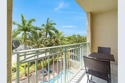 3500 Coral Way #413, Miami, FL 33145 - Photo 18