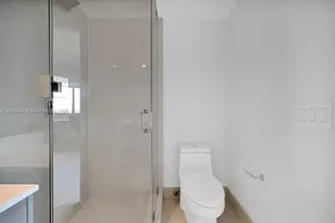 650 NE 32nd St, Miami, FL 33137 - Photo 16