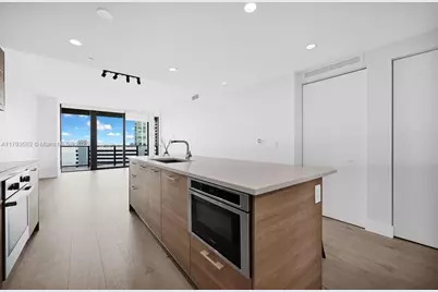 650 NE 32nd St #1004, Miami, FL 33137 - Photo 26