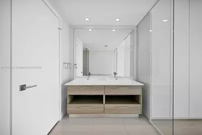 650 NE 32nd St #1004, Miami, FL 33137 - Photo 36