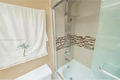 301 174th St #401, Sunny Isles Beach, FL 33160 - Photo 30