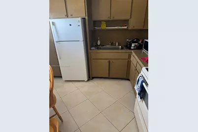 18555 NE 14th Ave #602, Miami, FL 33179 - Photo 8