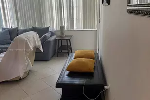 18555 NE 14th Ave, Miami, FL 33179 - Photo 4