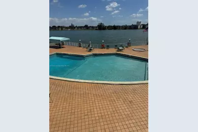 18555 NE 14th Ave #602, Miami, FL 33179 - Photo 22