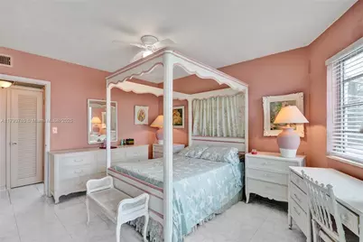 18746 NE 18th Ave #146, Miami, FL 33179 - Photo 10