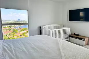 3731 N Country Club Dr, Aventura, FL 33180 - Photo 24