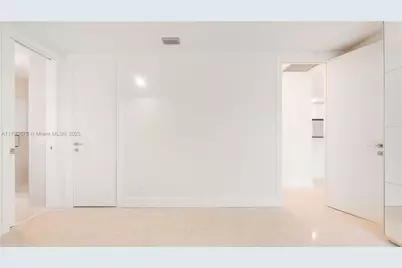 4512 Seagrape Dr #E2, Lauderdale by the Sea, FL 33308 - Photo 22