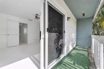517 NE 38th St #9, Miami, FL 33137 - Photo 8