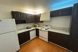 2851 NE 183rd St, Aventura, FL 33160 - Photo 10