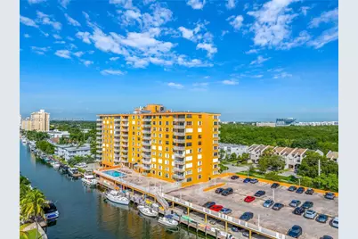 2450 NE 135th St #1006, North Miami, FL 33181 - Photo 50