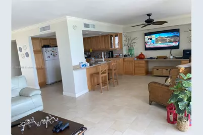 3180 S Ocean Dr #716, Hallandale Beach, FL 33009 - Photo 8