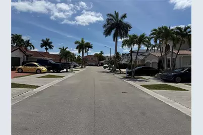 12951 NW 8th St, Miami, FL 33182 - Photo 60