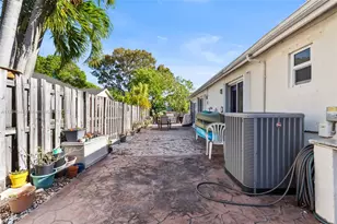 9981 NW 51st Ln, Doral, FL 33178 - Photo 40