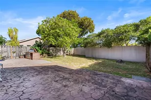 9981 NW 51st Ln, Doral, FL 33178 - Photo 38