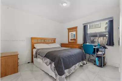 9981 NW 51st Ln, Doral, FL 33178 - Photo 30