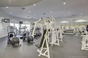 5600 Collins Ave, Miami Beach, FL 33140 - Photo 16