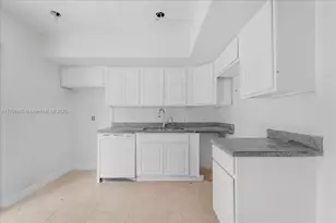 6209 Dawson St, Hollywood, FL 33023 - Photo 14