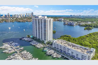 17111 Biscayne Blvd #2208, Aventura, FL 33160 - Photo 4