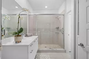 4636 NW 84th Ave, Doral, FL 33166 - Photo 14