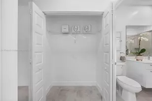 4636 NW 84th Ave, Doral, FL 33166 - Photo 12