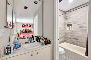 800 NW 47th St, Deerfield Beach, FL 33064 - Photo 20