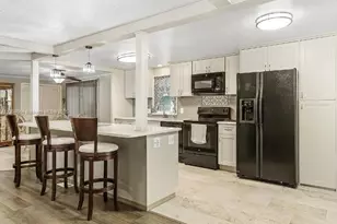 315 Shrub Ln S North Fort Myers, Fort Myers, FL 33917 - Photo 4