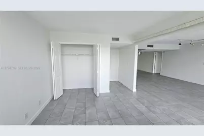 16300 Golf Club Rd #315, Weston, FL 33326 - Photo 52