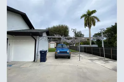 8701 SW 191st St, Cutler Bay, FL 33157 - Photo 30