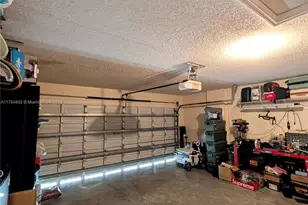 7683 NW 19th St, Pembroke Pines, FL 33024 - Photo 24