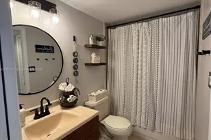 401 Ocean Dr, Miami Beach, FL 33139 - Photo 58