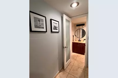 401 Ocean Dr #324, Miami Beach, FL 33139 - Photo 56