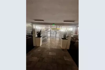 401 Ocean Dr #324, Miami Beach, FL 33139 - Photo 70