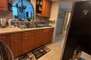 401 Ocean Dr, Miami Beach, FL 33139 - Photo 16