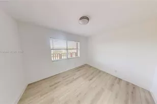 9900 Sunrise Lakes Blvd, Sunrise, FL 33322 - Photo 32