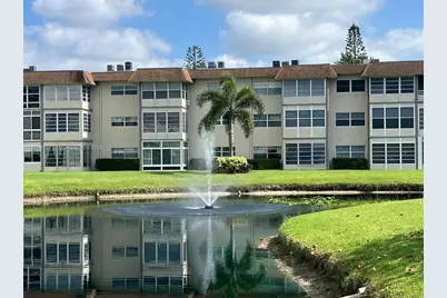 4800 NW 35th St #607, Lauderdale Lakes, FL 33319 - Photo 1