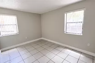 686 NW 114th Ave, Sweetwater, FL 33172 - Photo 10