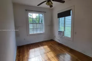 842 Meridian Ave, Miami Beach, FL 33139 - Photo 2