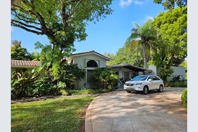 6700 SW 64th St, South Miami, FL 33143 - Photo 4