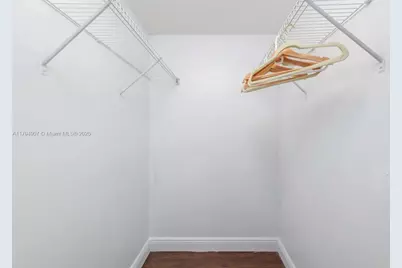 170 SE 14th St #1905, Miami, FL 33131 - Photo 6
