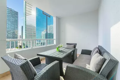 170 SE 14th St #1905, Miami, FL 33131 - Photo 16