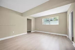 12135 NE 10th Ave, North Miami, FL 33161 - Photo 26