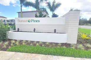 226 SW 159th Ct, Pembroke Pines, FL 33027 - Photo 2