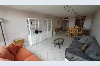 2101 Atlantic Shores Blvd #415, Hallandale Beach, FL 33009 - Photo 6